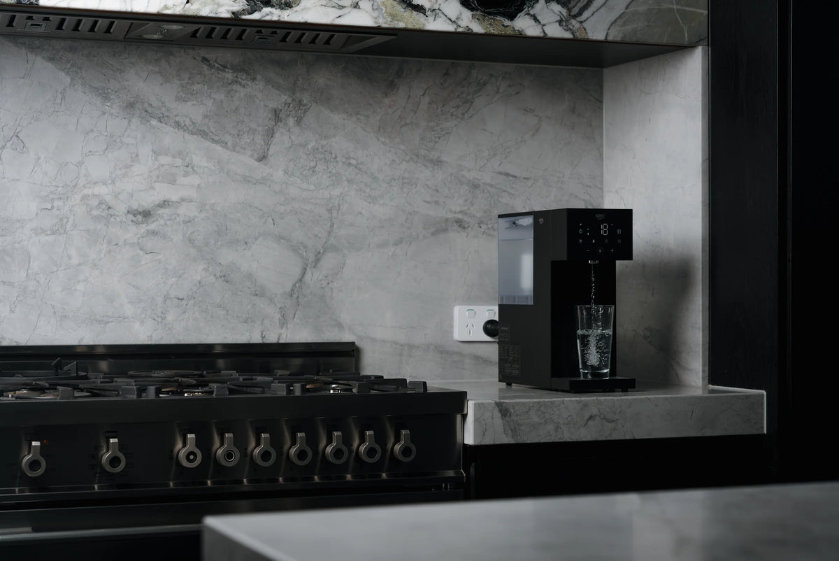 Rippl Nano in Black on a kitchen bench